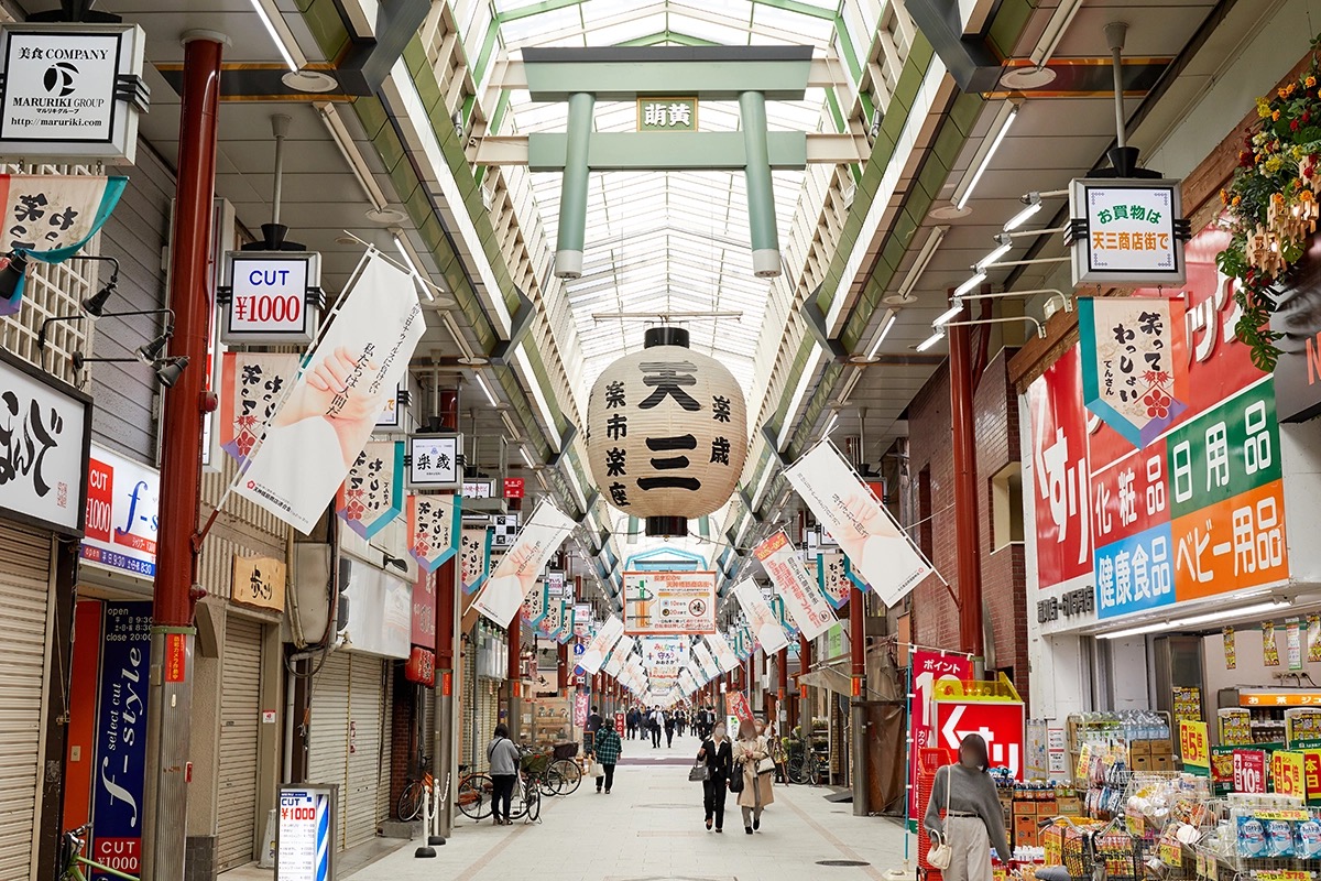 进击的巨人 推粉之旅 大阪调查作战的景点 天神桥筋商店街
