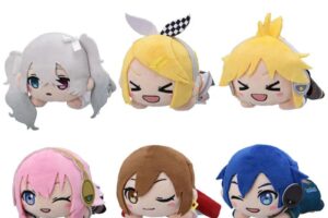 劇場版プロセカ 初音ミクらバーチャルシンガーの寝そべりぬいぐるみ登場